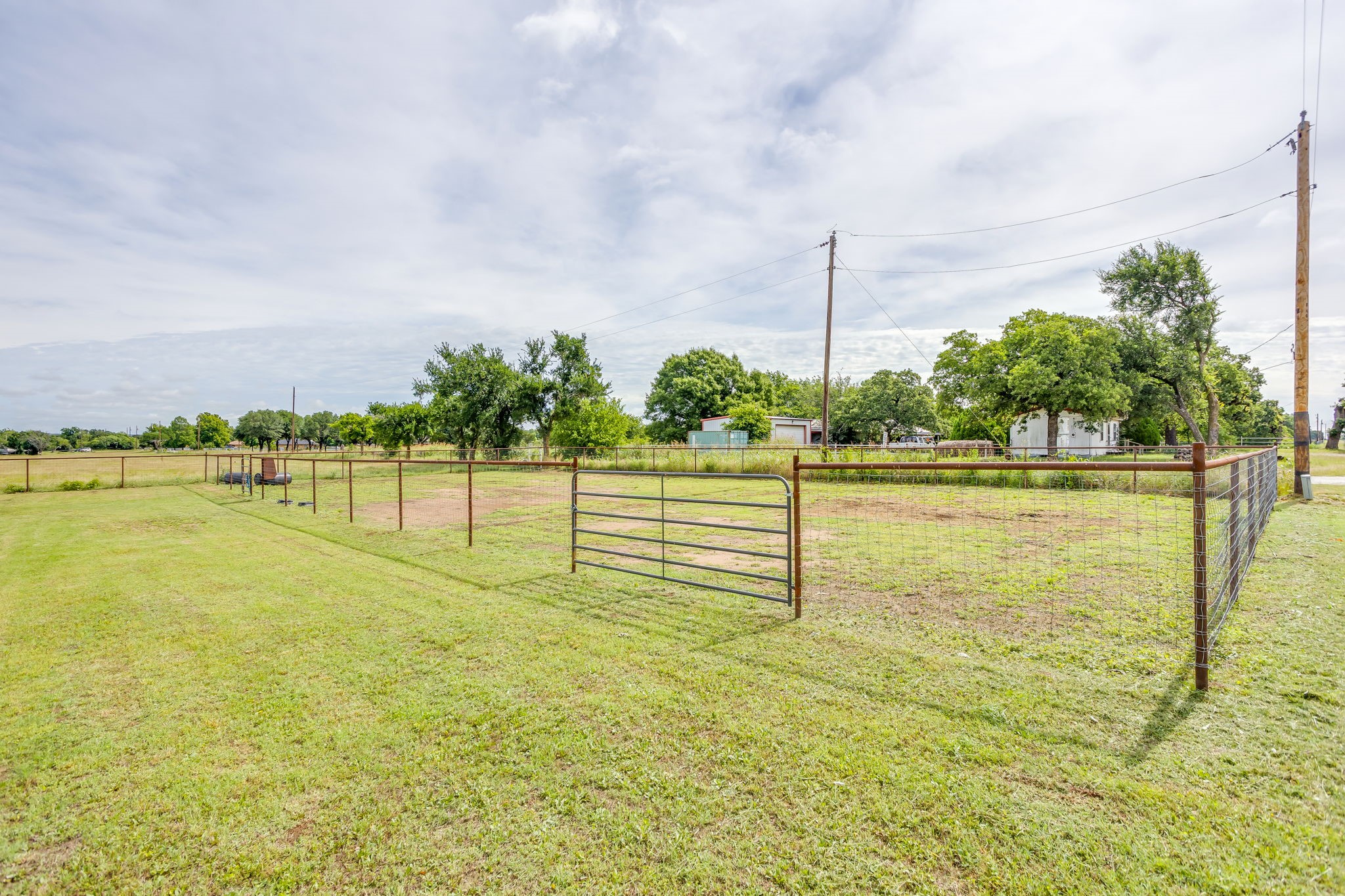 6296 Fm 1195 Mineral Wells TX 76067