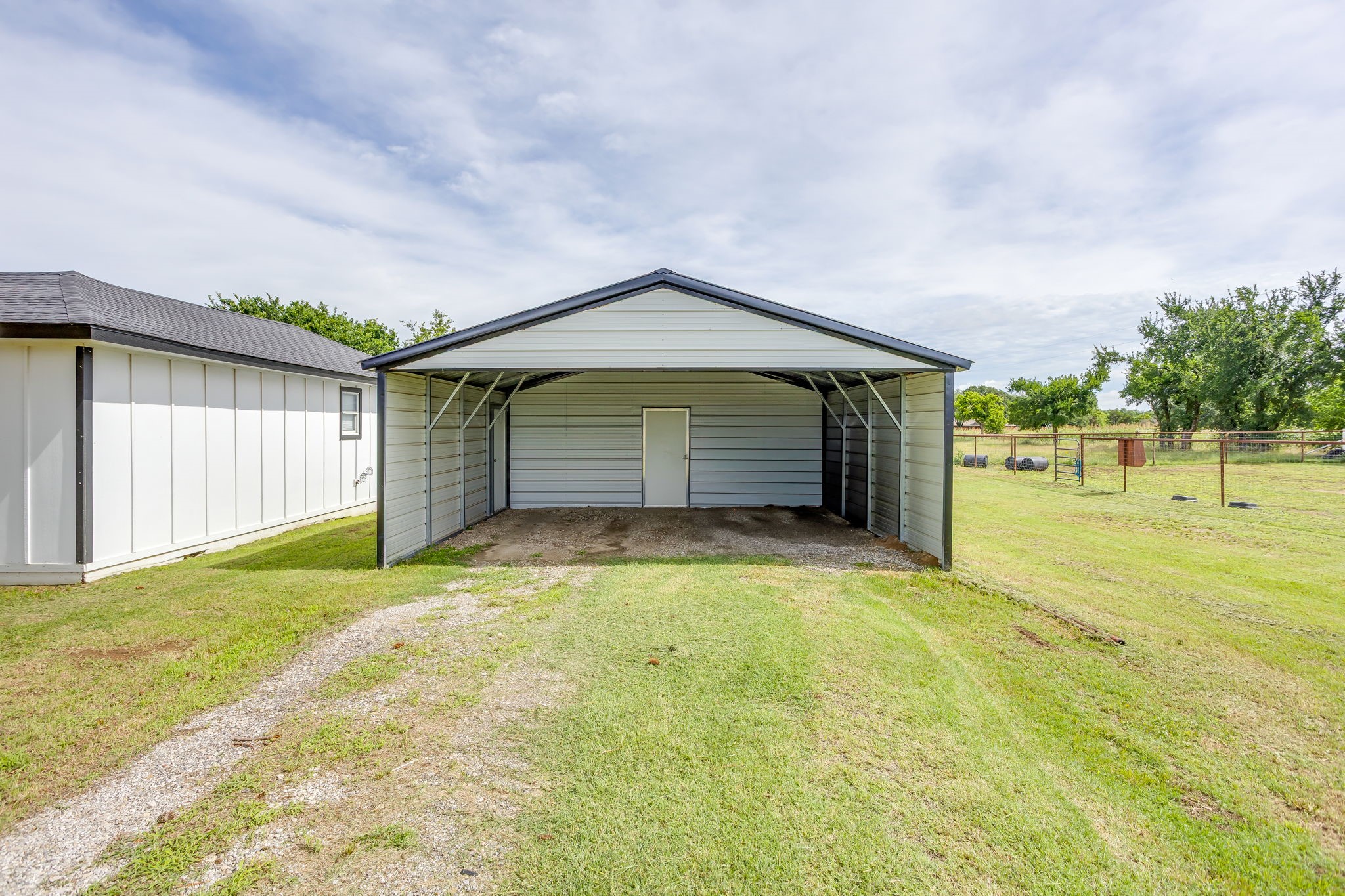 6296 Fm 1195 Mineral Wells TX 76067