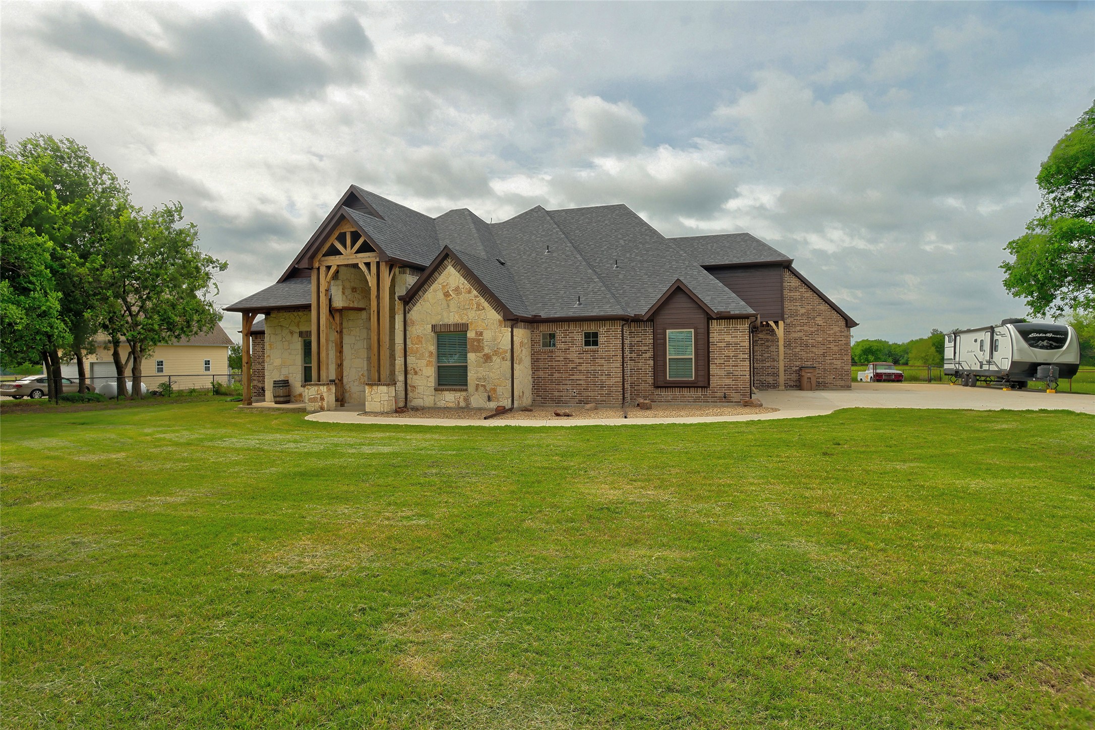 20392 County Road 637 Nevada TX 75173
