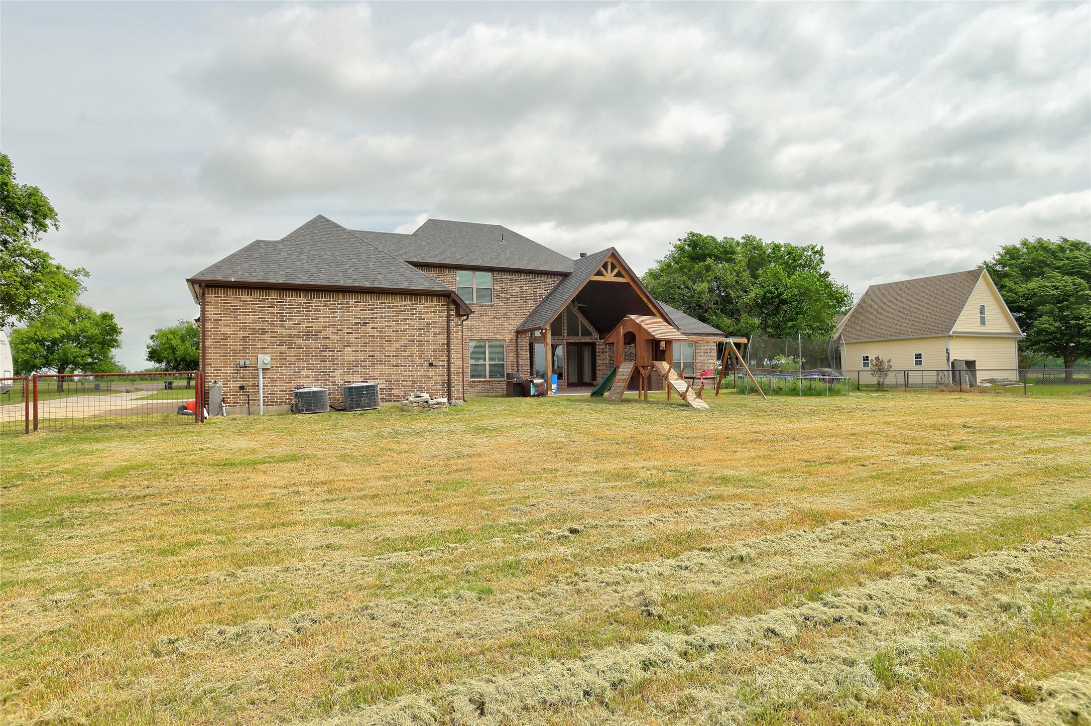 20392 County Road 637 Nevada TX 75173
