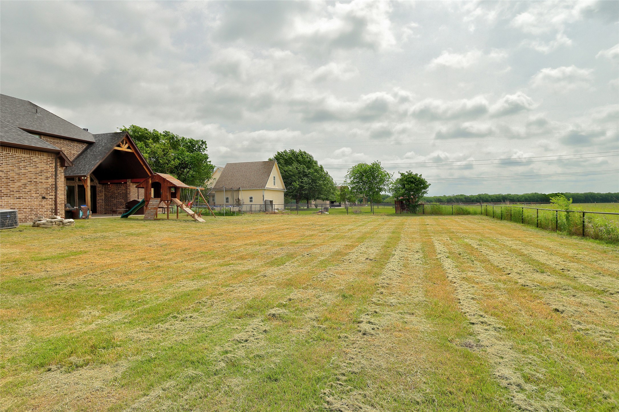 20392 County Road 637 Nevada TX 75173
