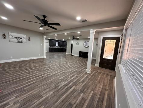 506 W Morris Street Seymour TX 76380