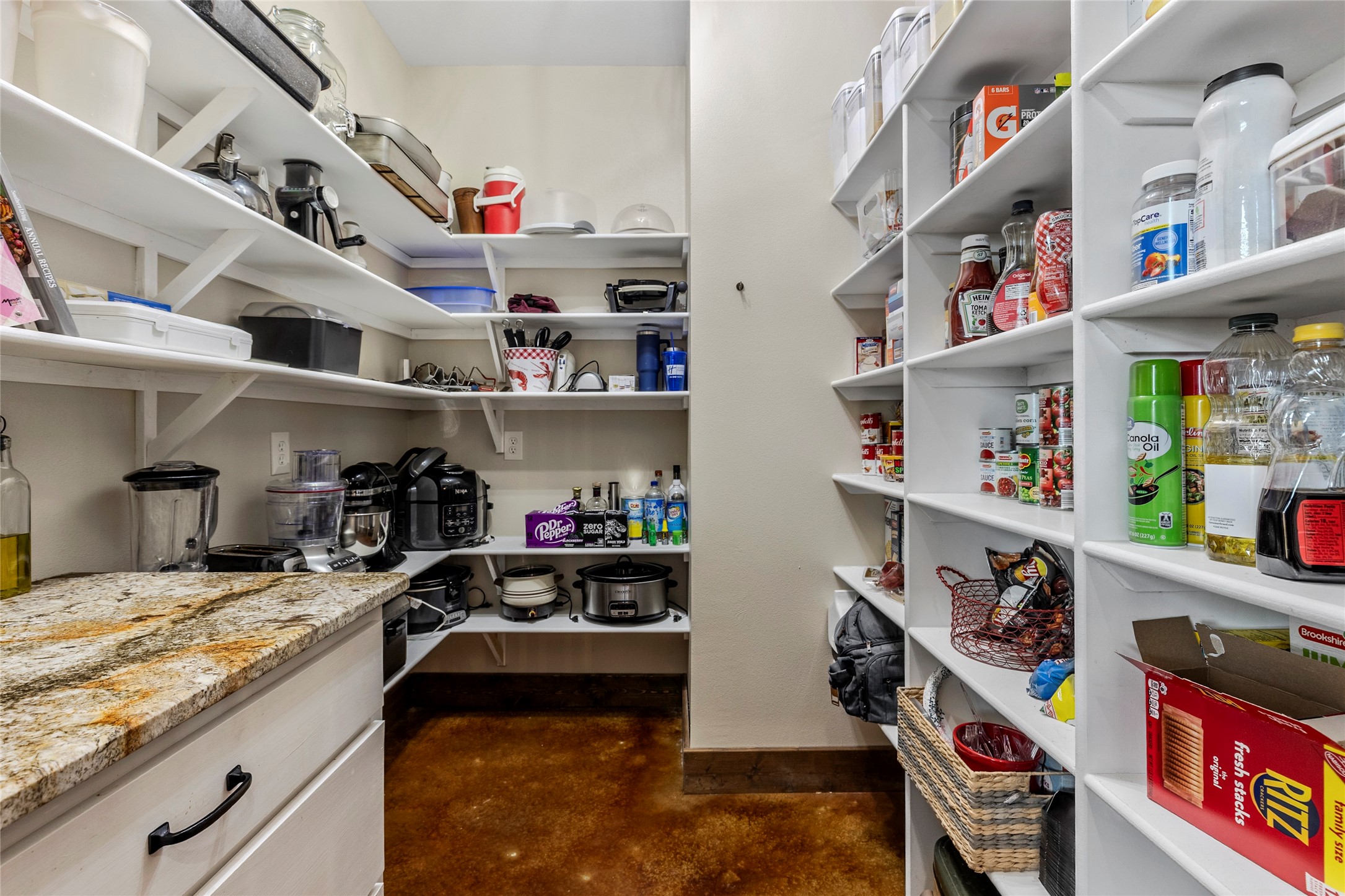 1498 County Road 24800 Brookston TX 75421