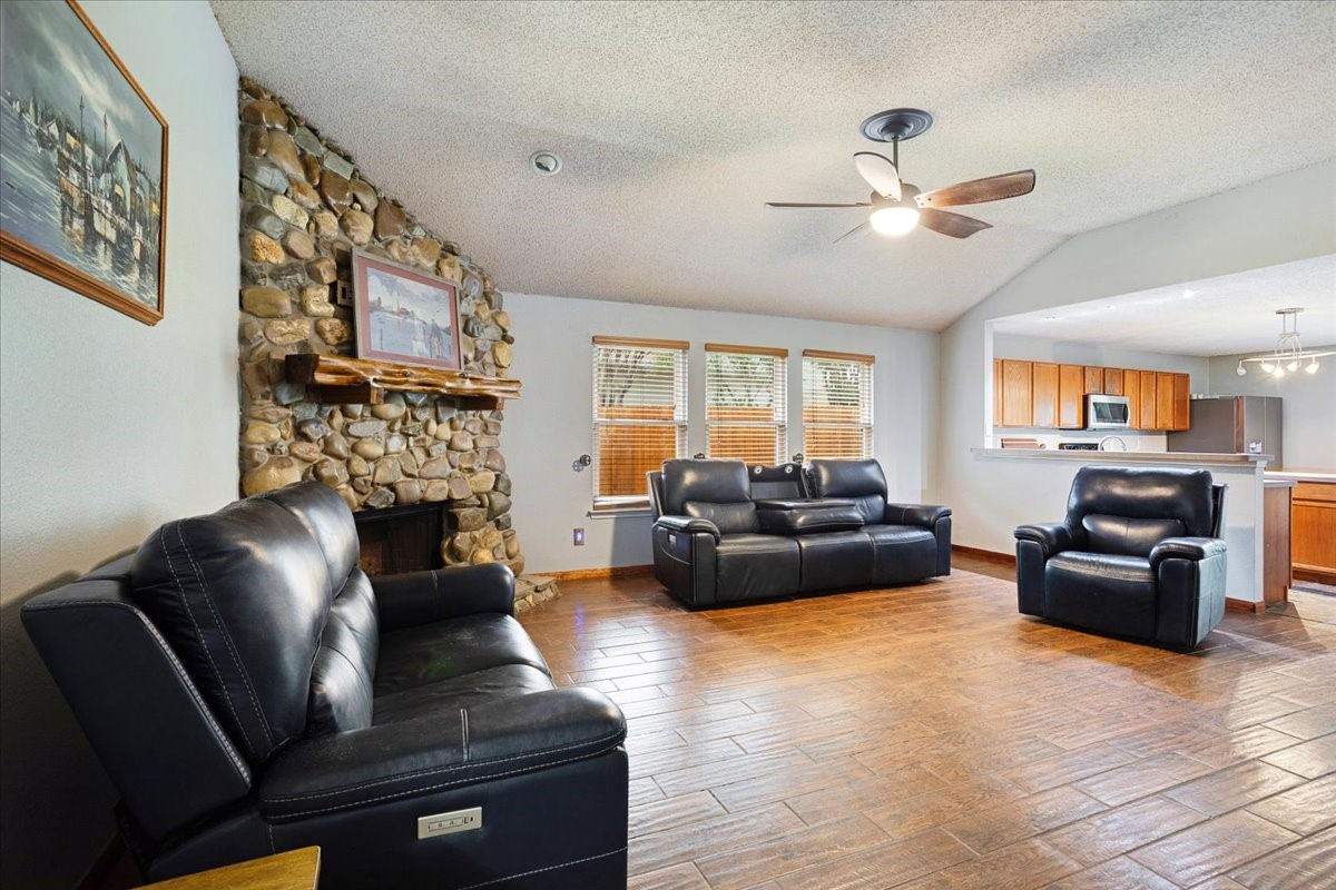 1205 Post Oak Trail Anna TX 75409