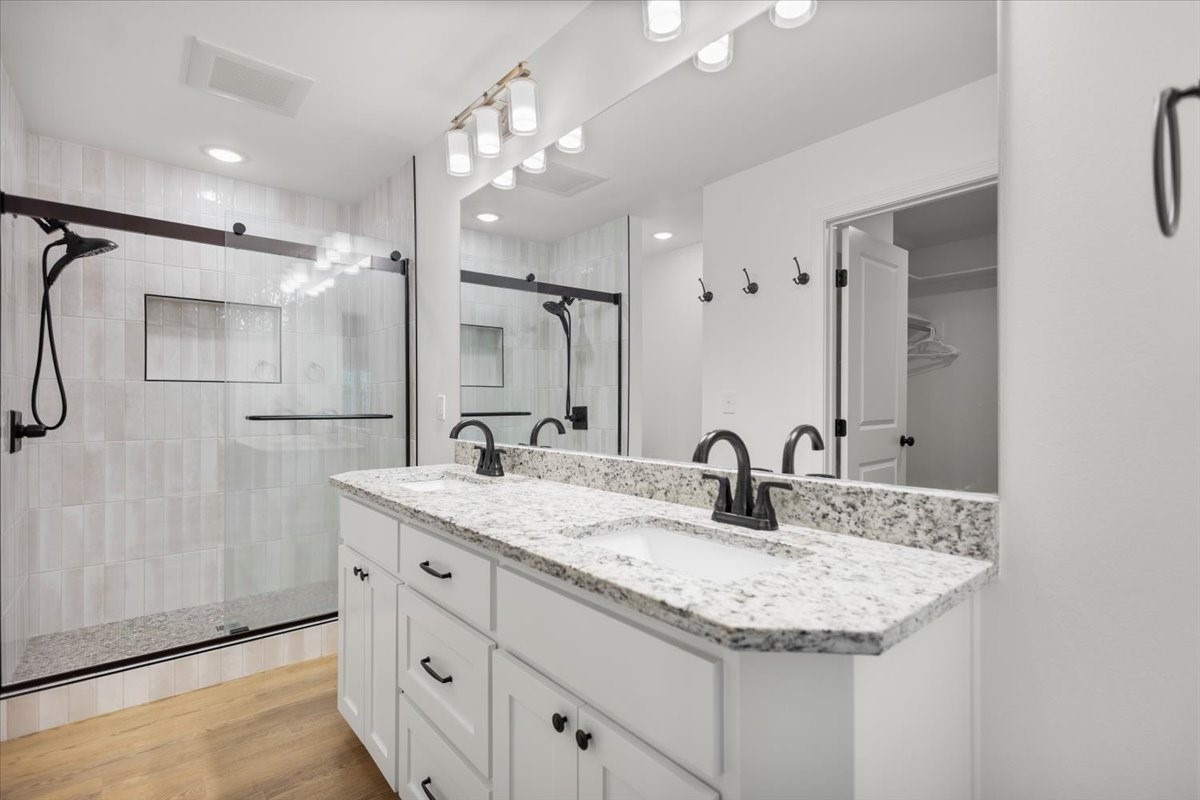 111 Lainey Lane Mineola TX 75773