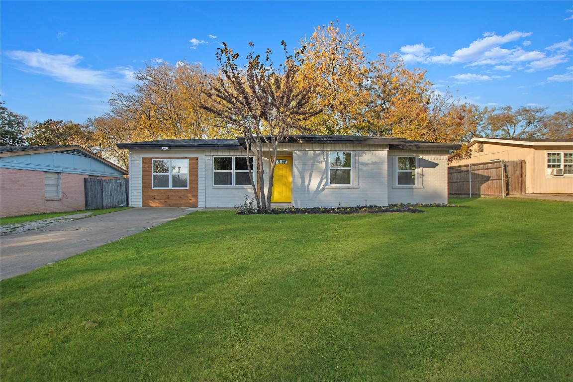 1705 Glynn Oaks Drive Arlington TX 76010