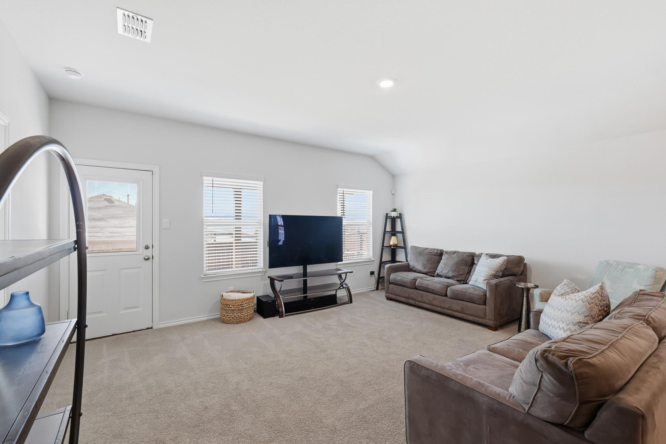 633 Whitecomb Fort Worth TX 76247
