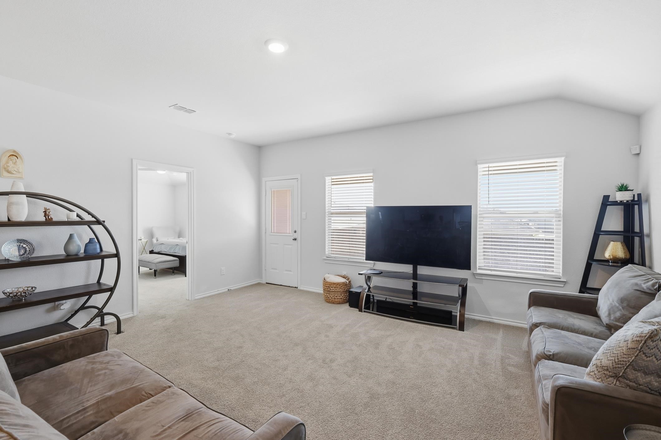 633 Whitecomb Fort Worth TX 76247