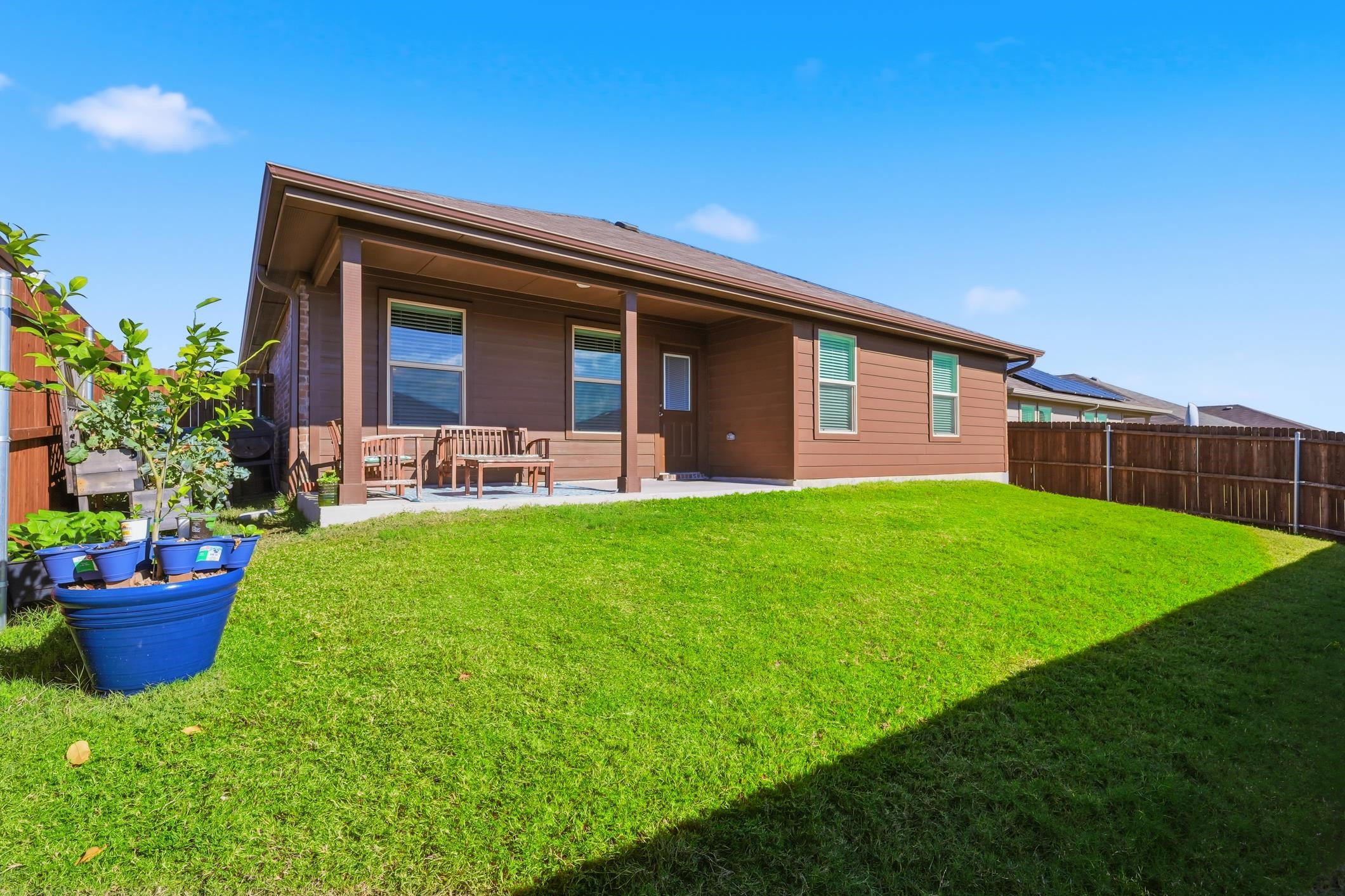 633 Whitecomb Fort Worth TX 76247