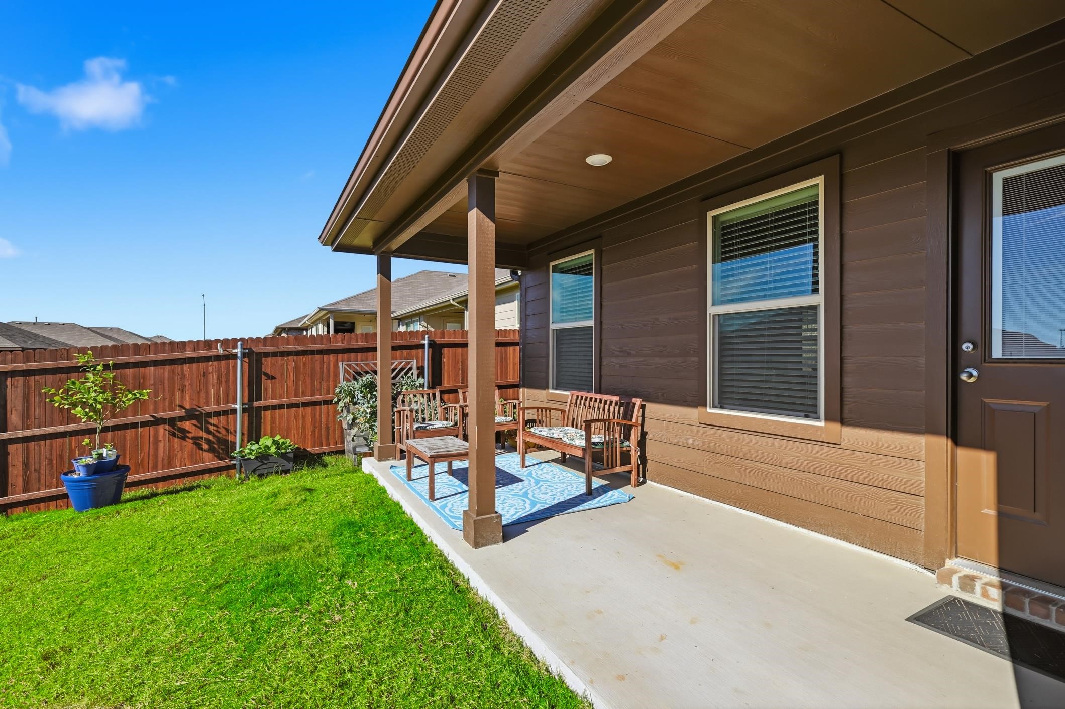 633 Whitecomb Fort Worth TX 76247
