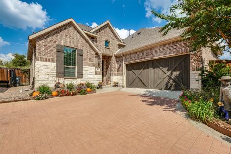 1939 Spotted Fawn Drive Arlington TX 76005