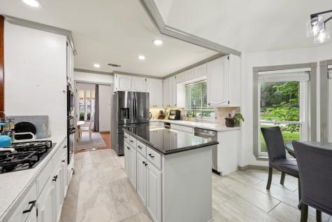 3710 Falcon Lake Drive Arlington TX 76016