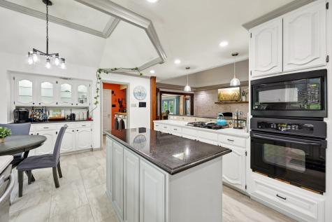 3710 Falcon Lake Drive Arlington TX 76016