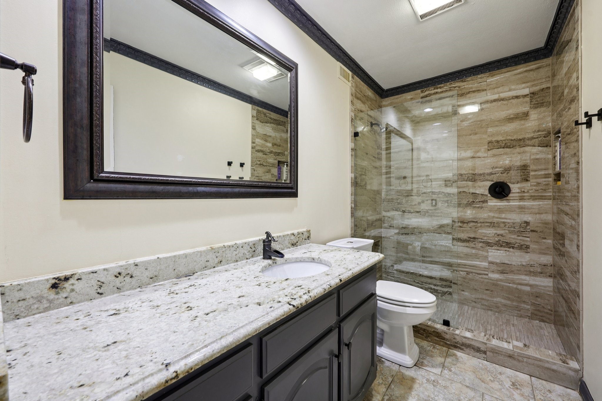 3710 Falcon Lake Drive Arlington TX 76016