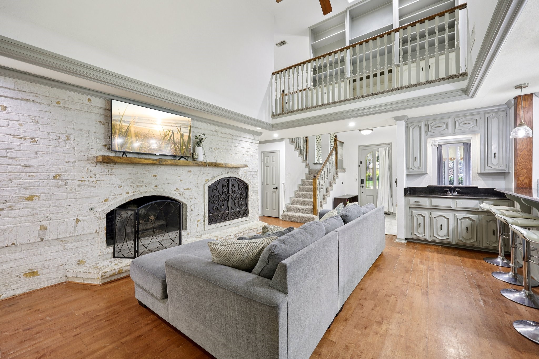 3710 Falcon Lake Drive Arlington TX 76016