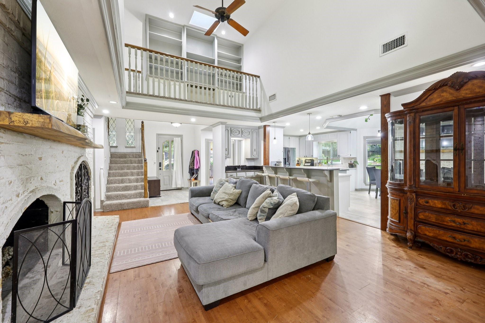 3710 Falcon Lake Drive Arlington TX 76016