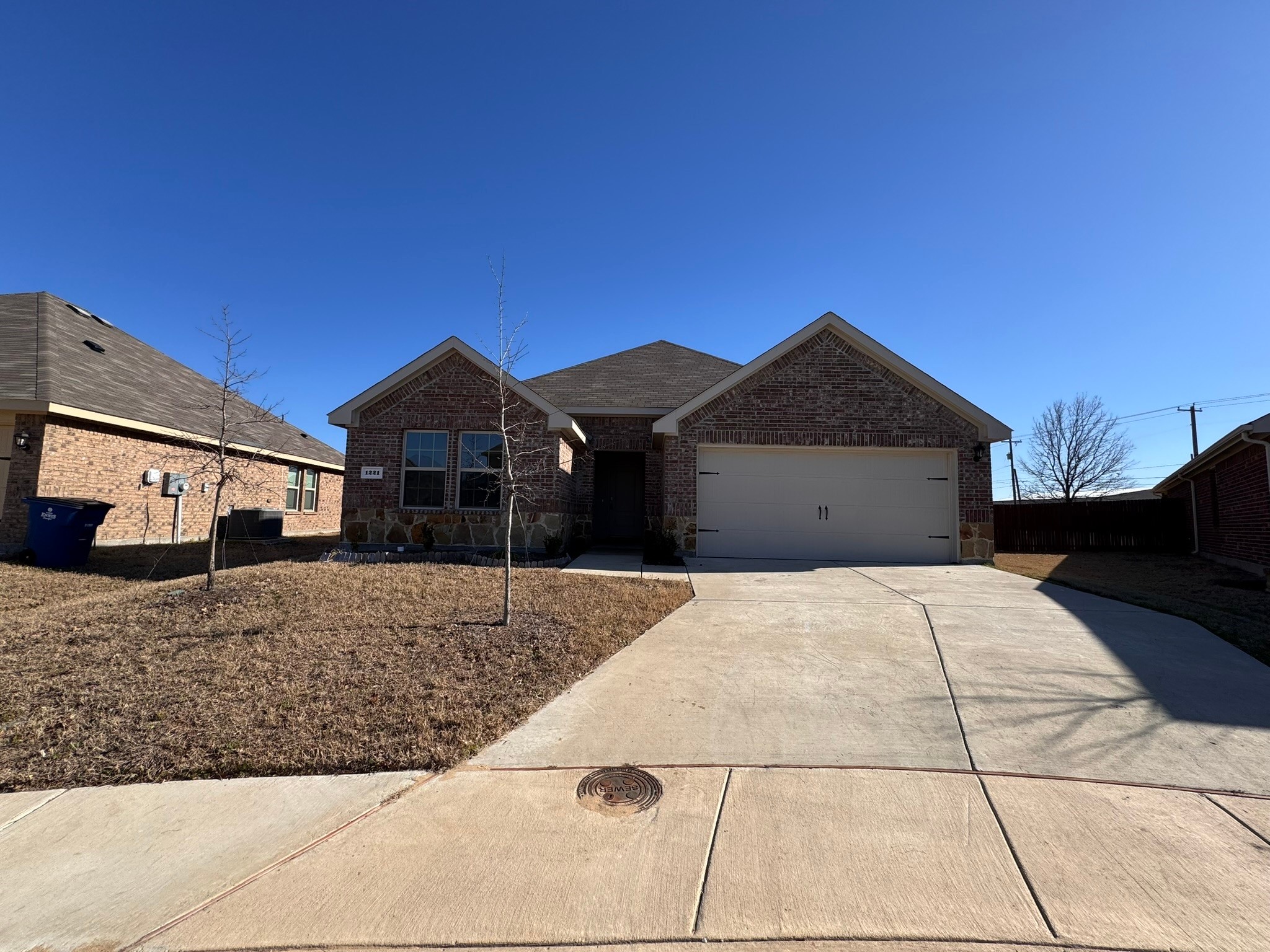 1221 Knoll Drive Ennis TX 75119