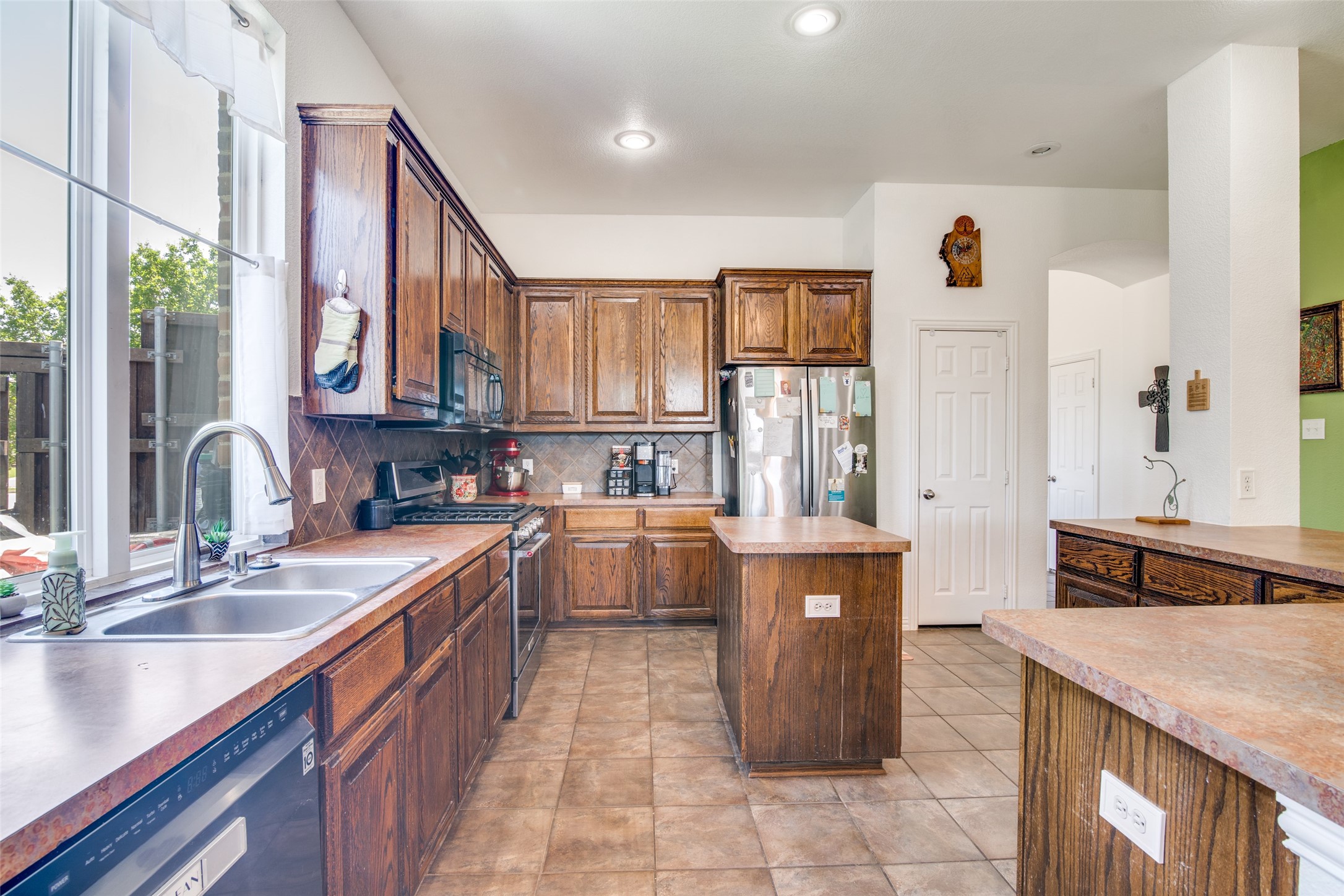 6219 Lakecrest Drive Sachse TX 75048