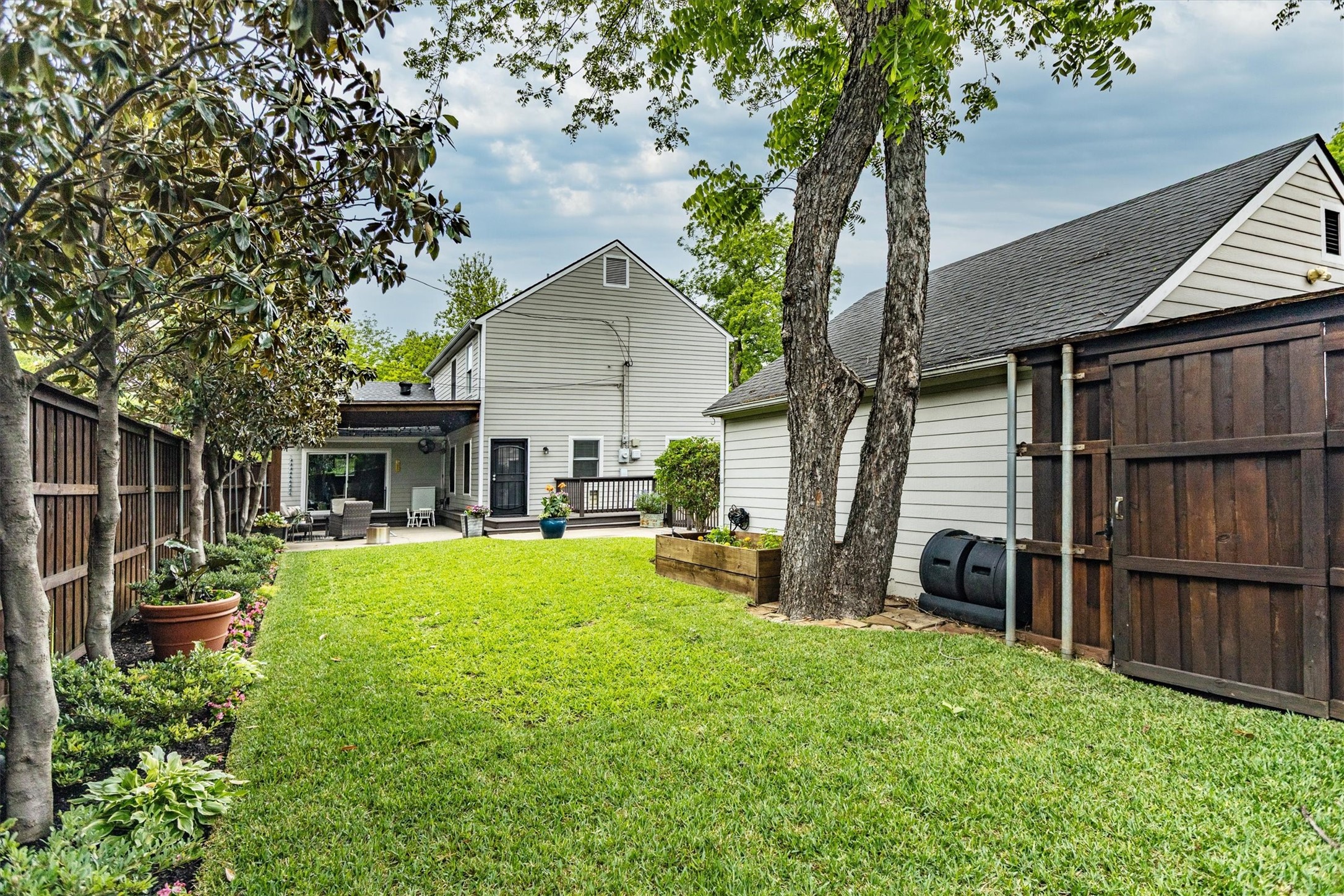 8602 Angora Street Dallas TX 75218