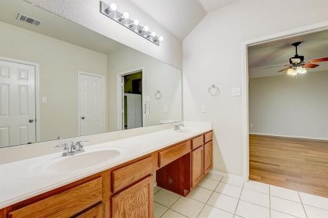 9764 Old Field Drive Mckinney TX 75072