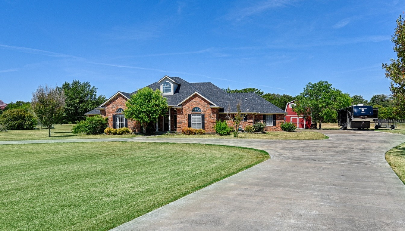 3587 Ranchwood Circle Greenville TX 75402