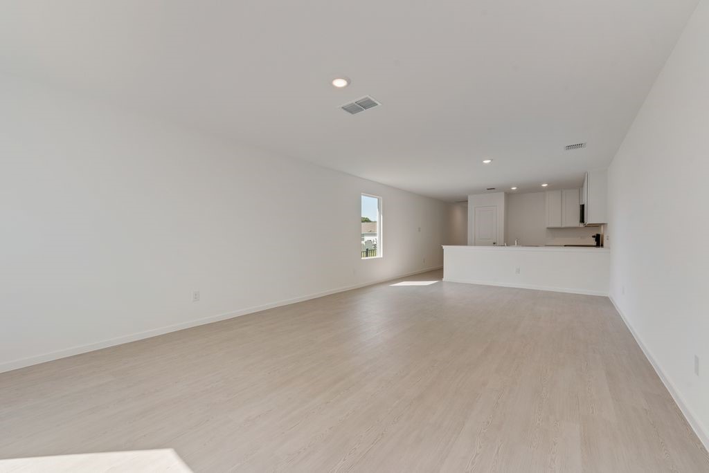 2116 Jesse James Lane Cleburne TX 76058