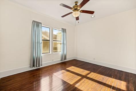 1800 Virginia Place Fort Worth TX 76107