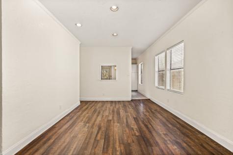 1800 Virginia Place Fort Worth TX 76107