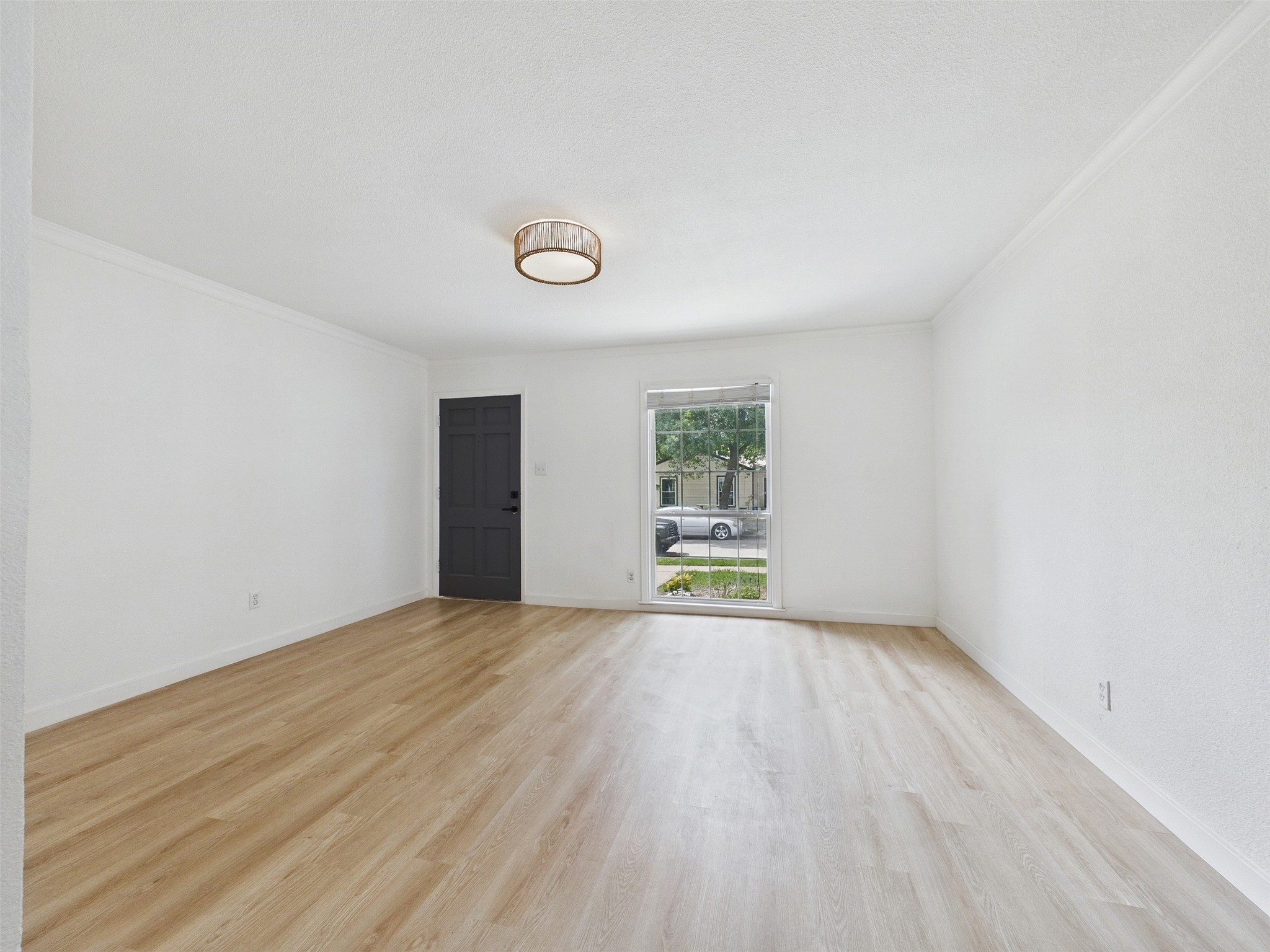 845 Dent Street Garland TX 75040