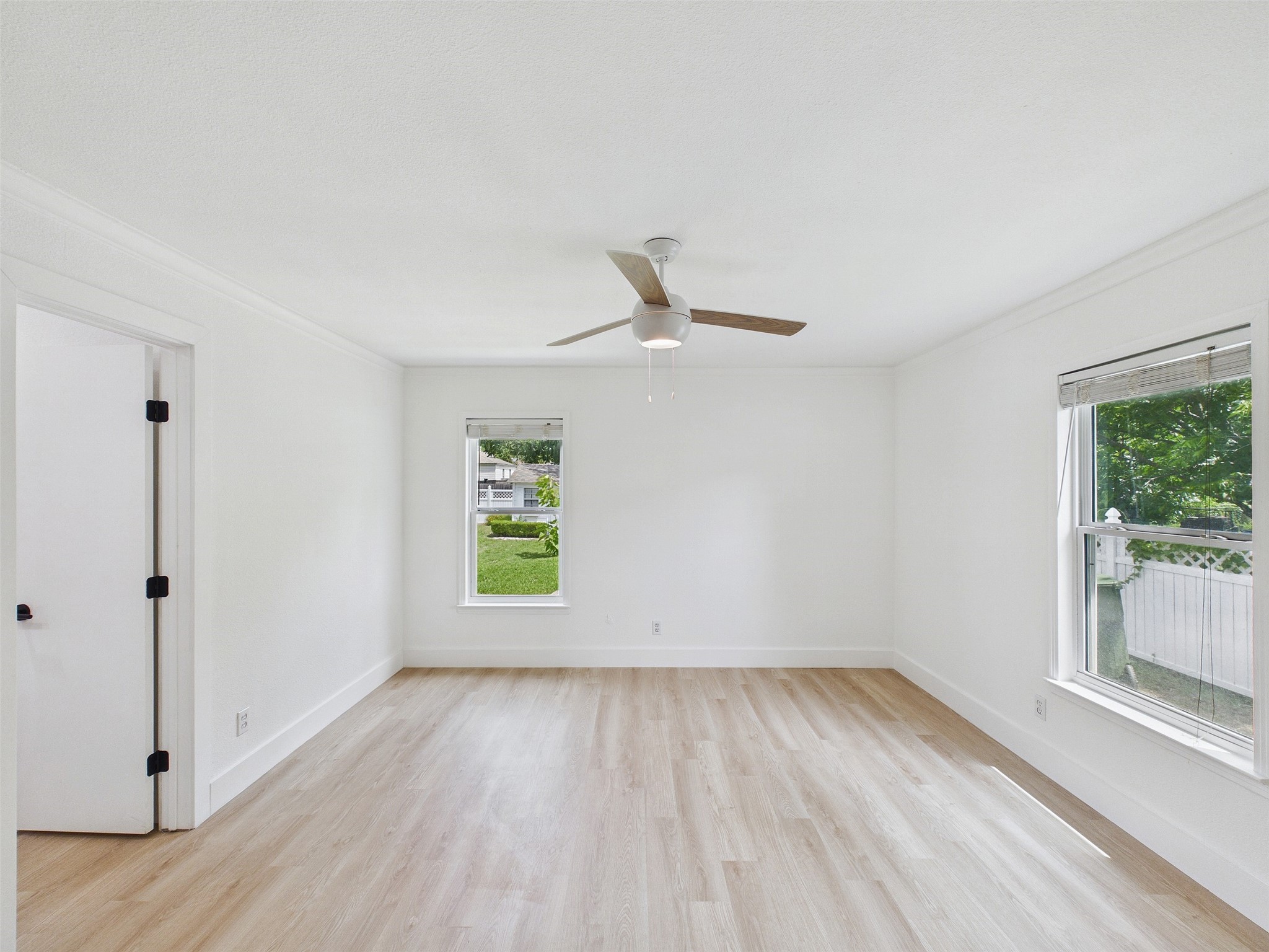 845 Dent Street Garland TX 75040