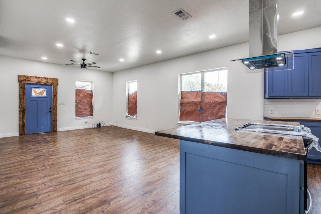 3423 S Harwood Street Dallas TX 75215