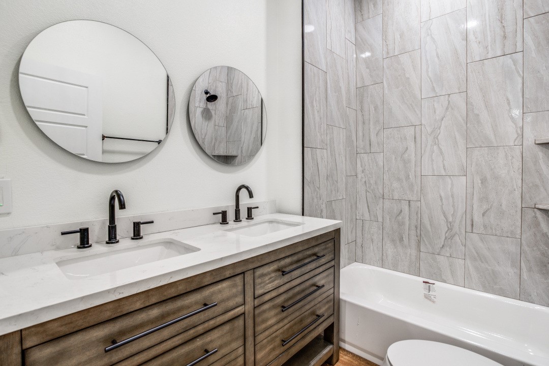 3423 S Harwood Street Dallas TX 75215