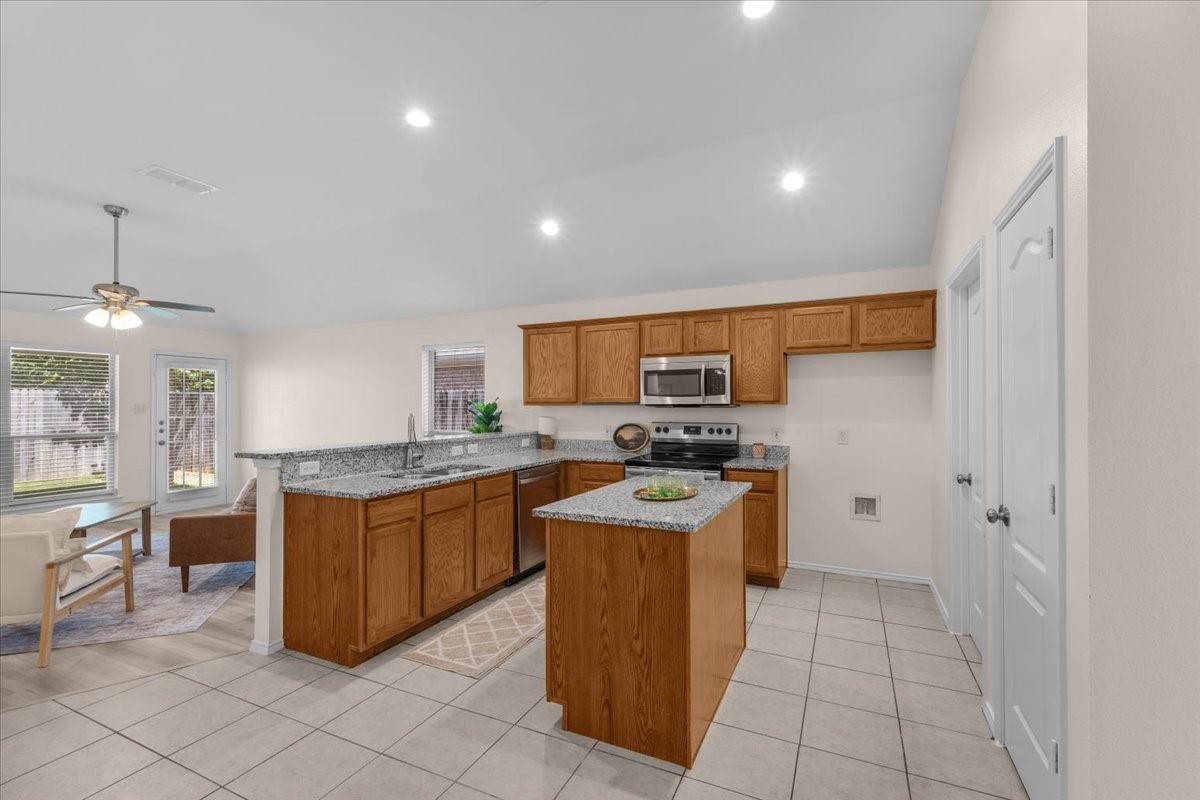 10601 Aransas Drive Fort Worth TX 76131