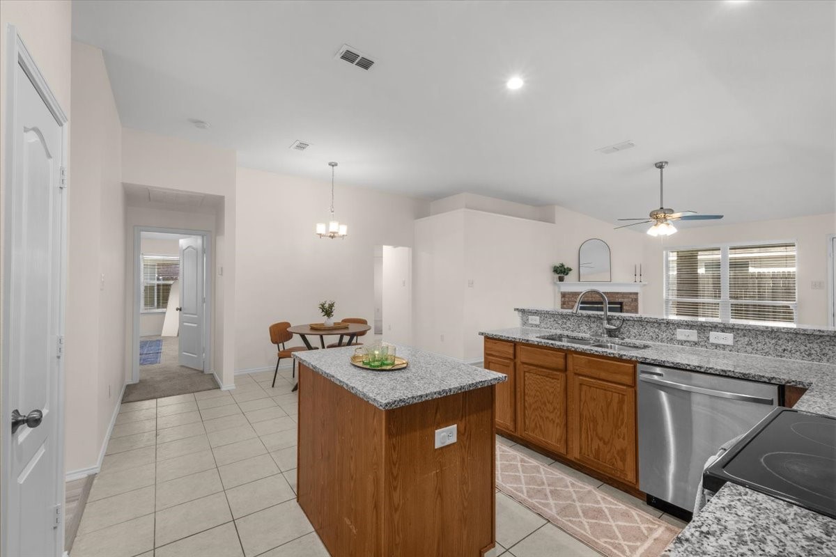 10601 Aransas Drive Fort Worth TX 76131