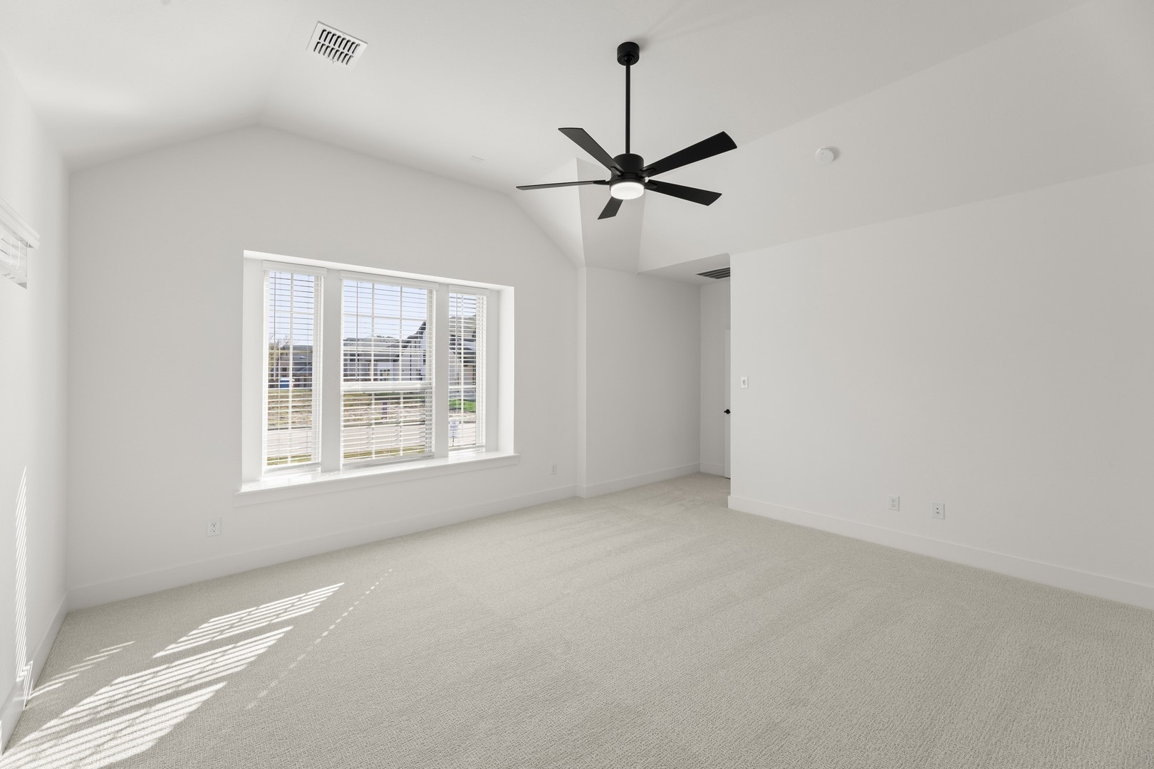 8511 Great Stone Trail Rowlett TX 75089