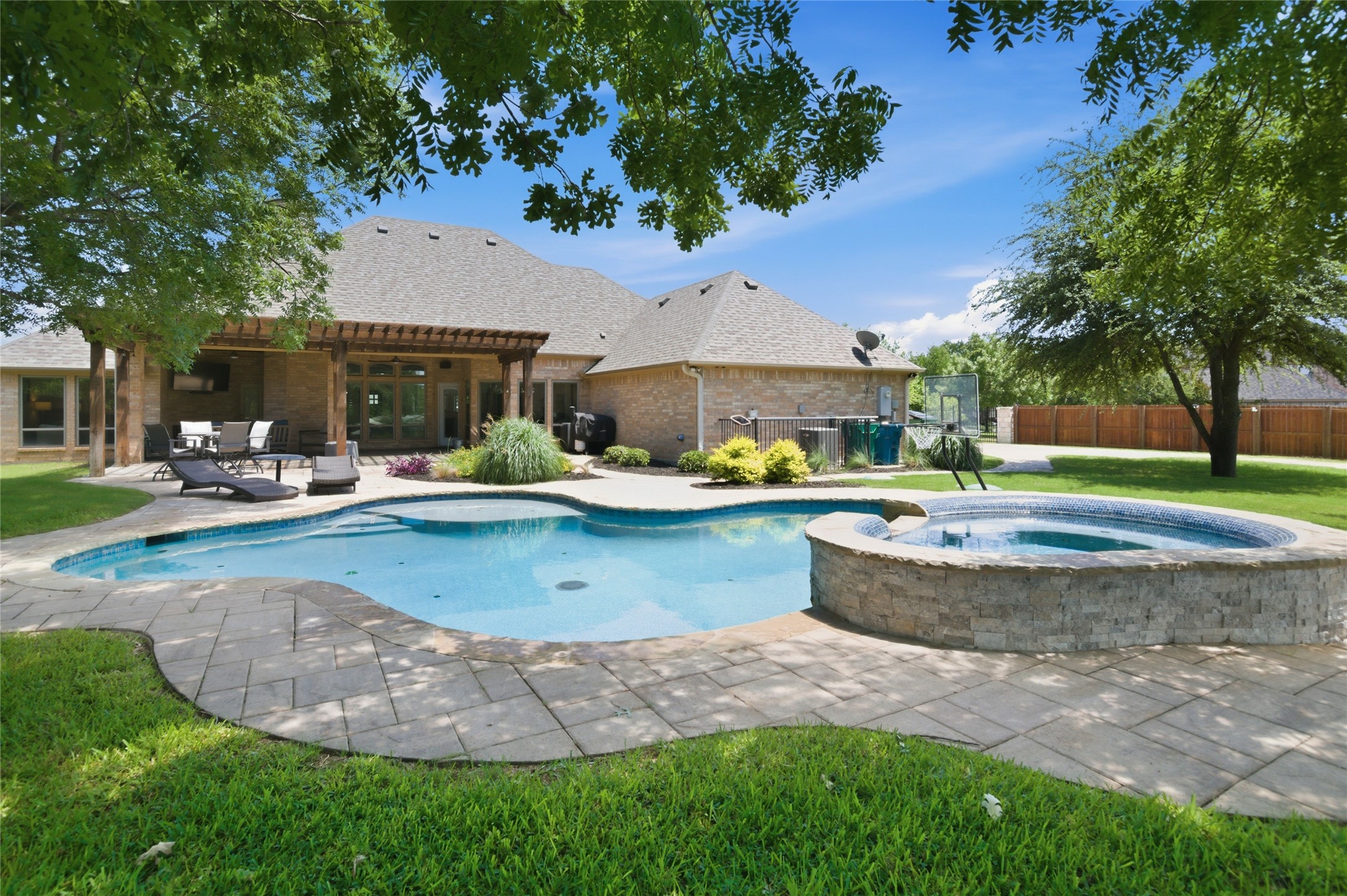 4016 Jamies Ridge Fort Worth TX 76126