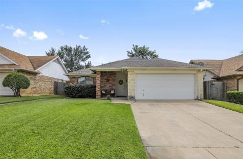 4116 Meadow Park Drive Arlington TX 76017