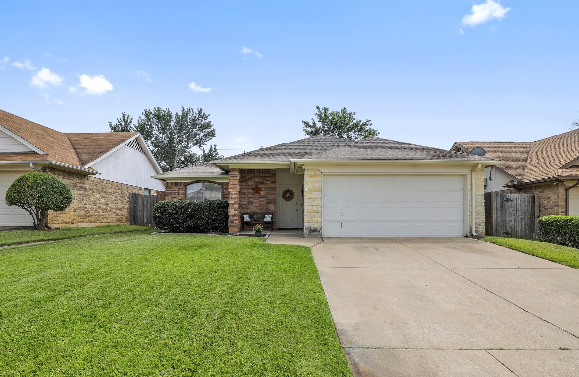 4116 Meadow Park Drive Arlington TX 76017