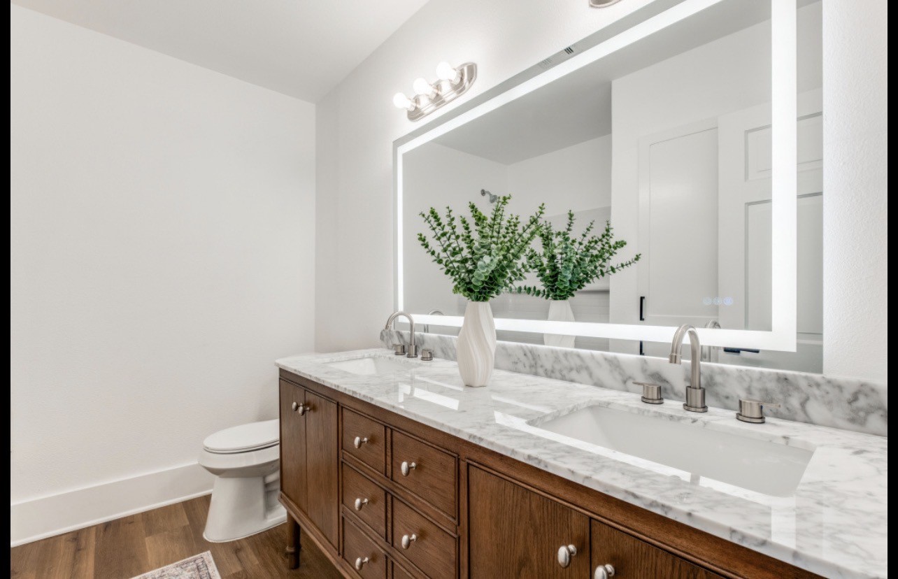 1314 Arborvitae Dallas TX 75224