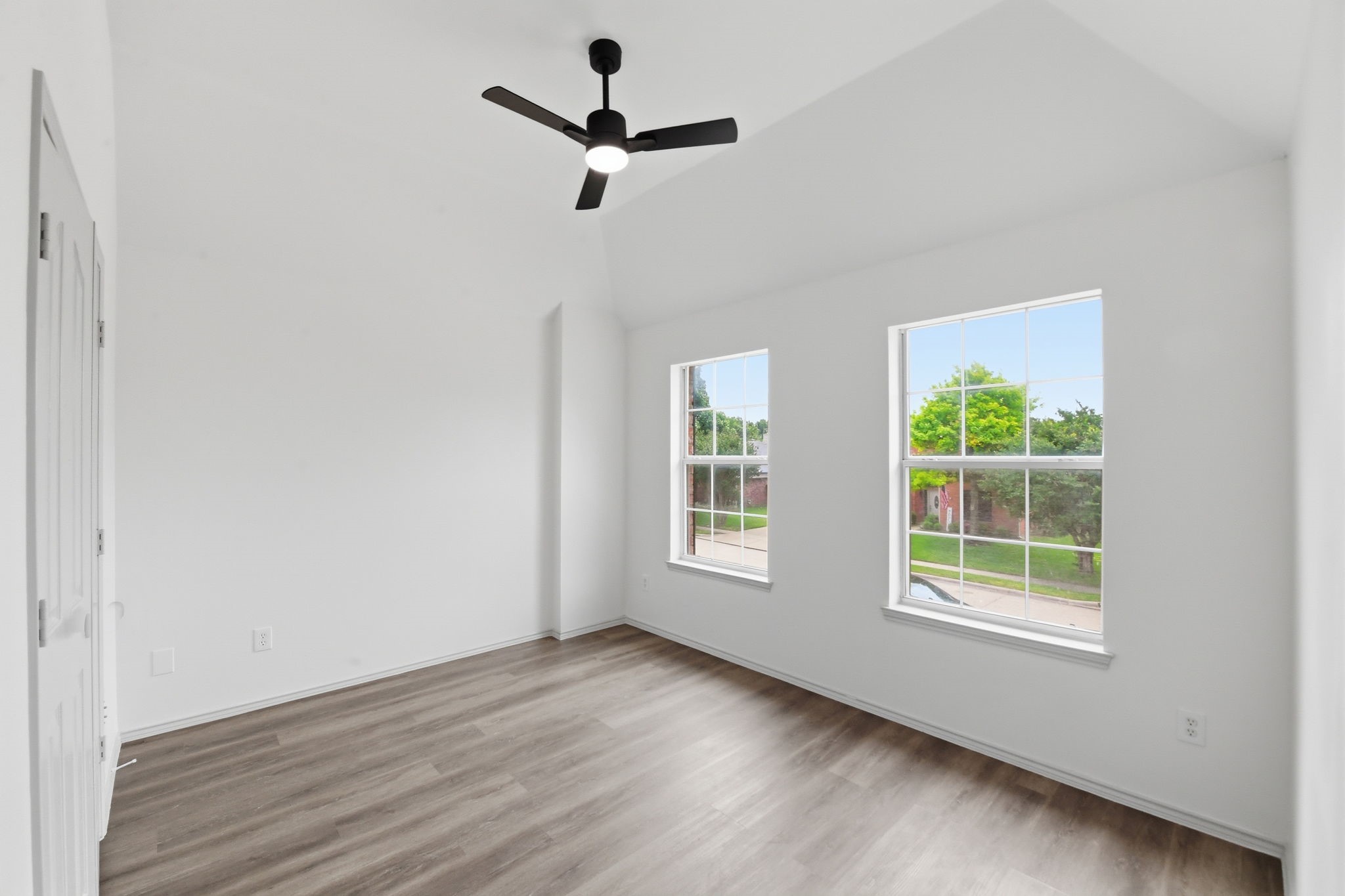 5953 Hillview Drive Watauga TX 76148