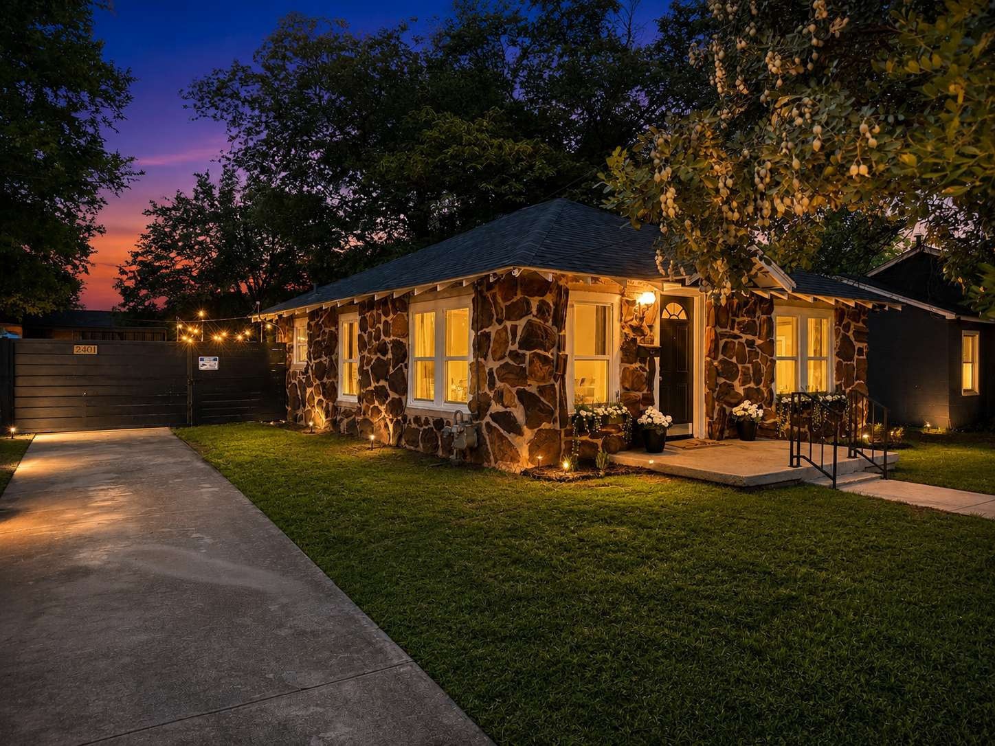 2401 Lillian Street Fort Worth TX 76111