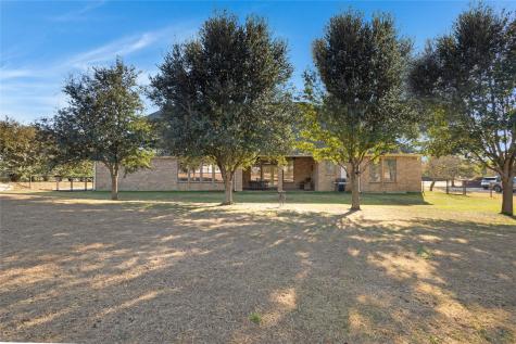 7701 Oak Creek Lane Denton TX 76208