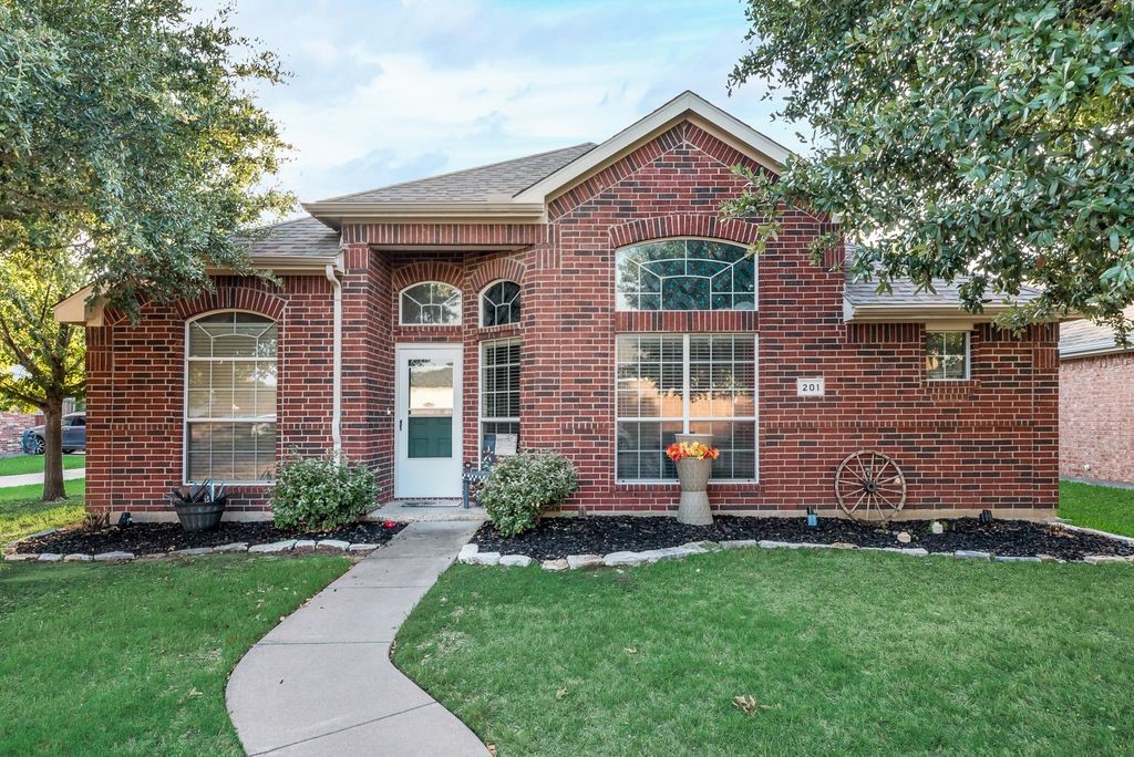 201 Morningstar Lane Red Oak TX 75154