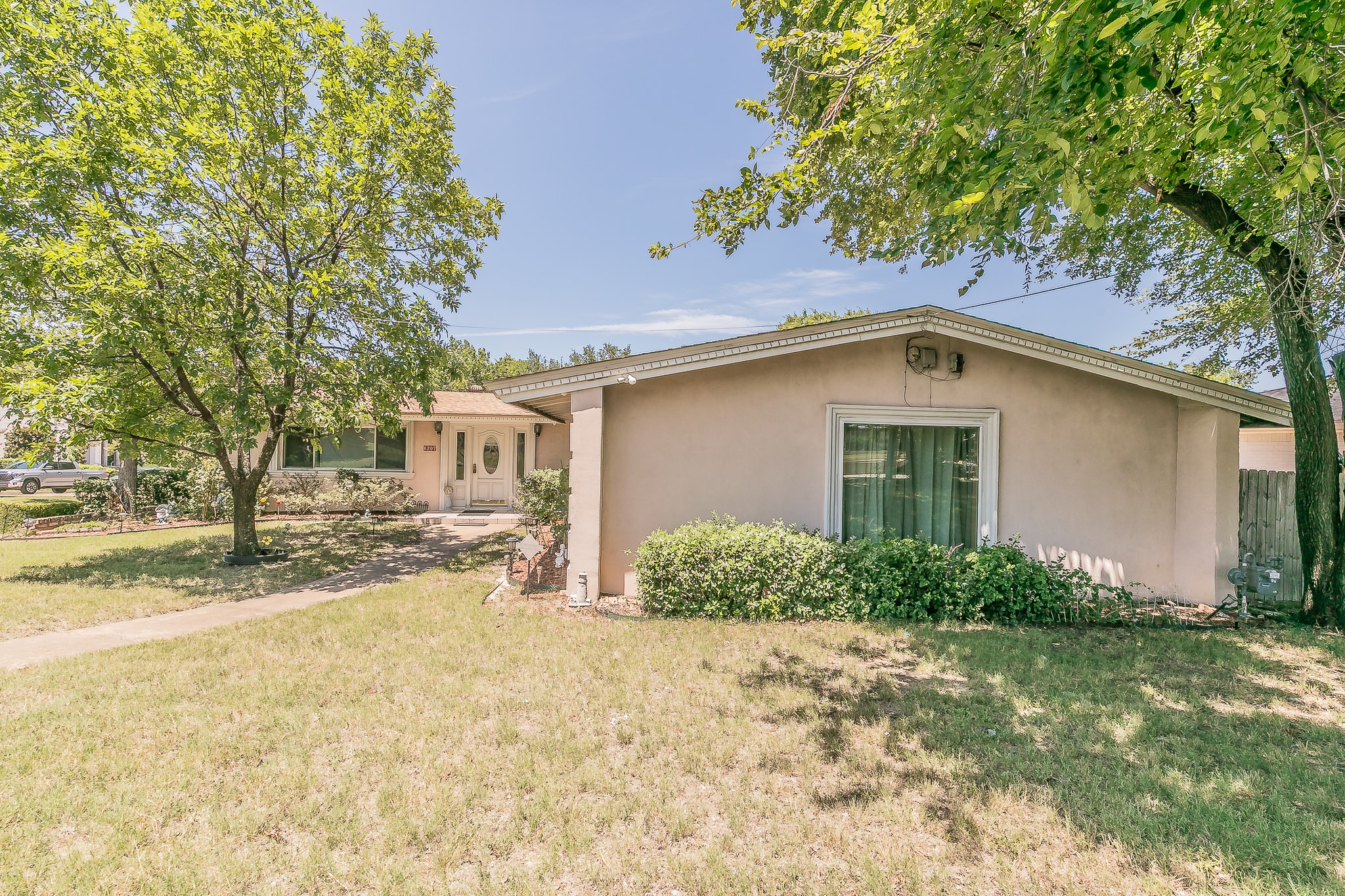6207 Lyndon B Johnson Freeway Dallas TX 75240