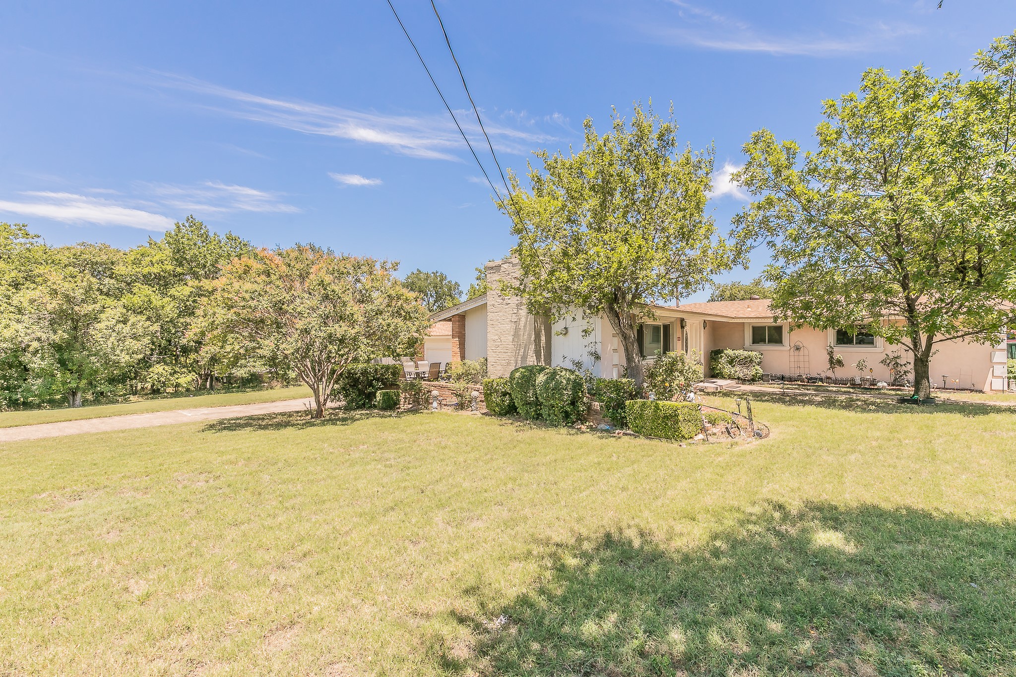 6207 Lyndon B Johnson Freeway Dallas TX 75240
