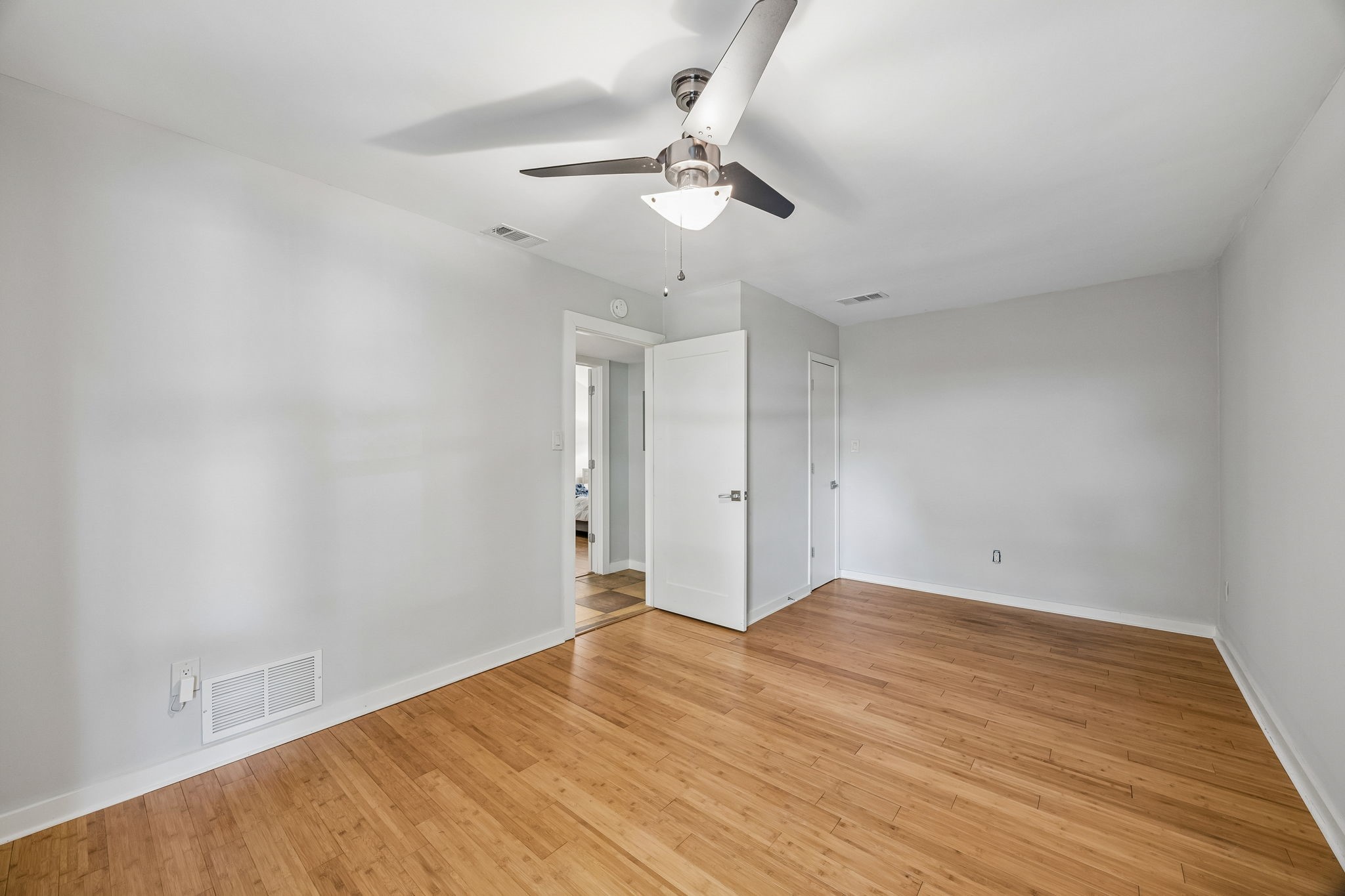 7001 Kingshollow Drive Dallas TX 75248