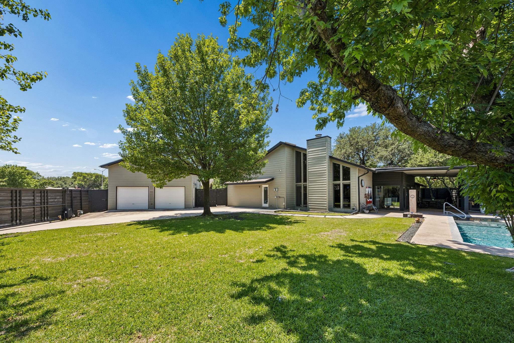 7001 Kingshollow Drive Dallas TX 75248