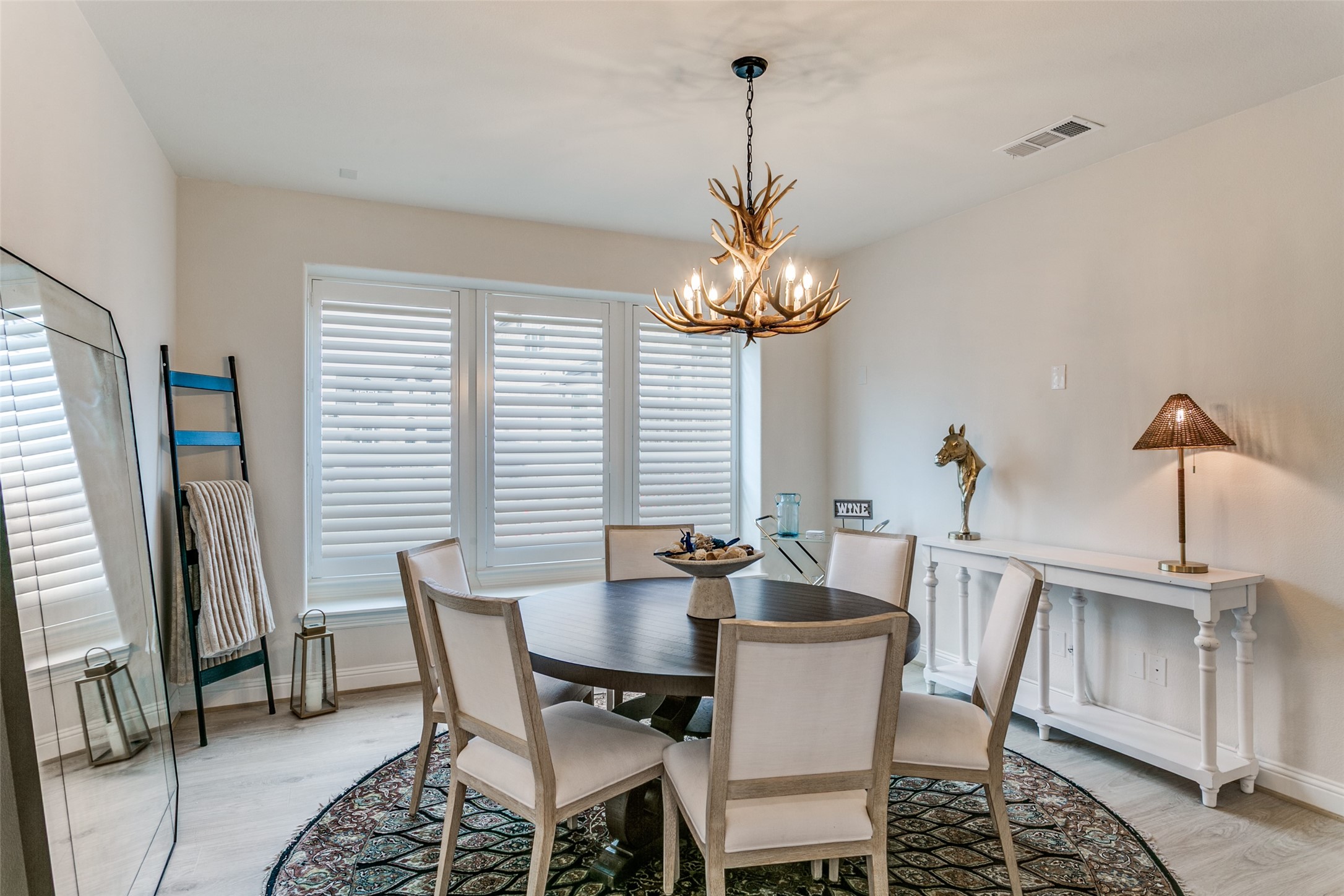 2411 Perdue Avenue Irving TX 75062