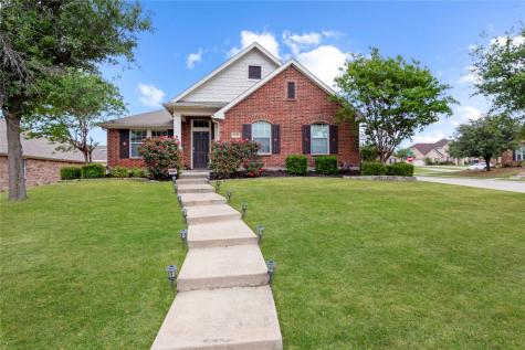 5610 Valhalla Drive North Richland Hills TX 76180
