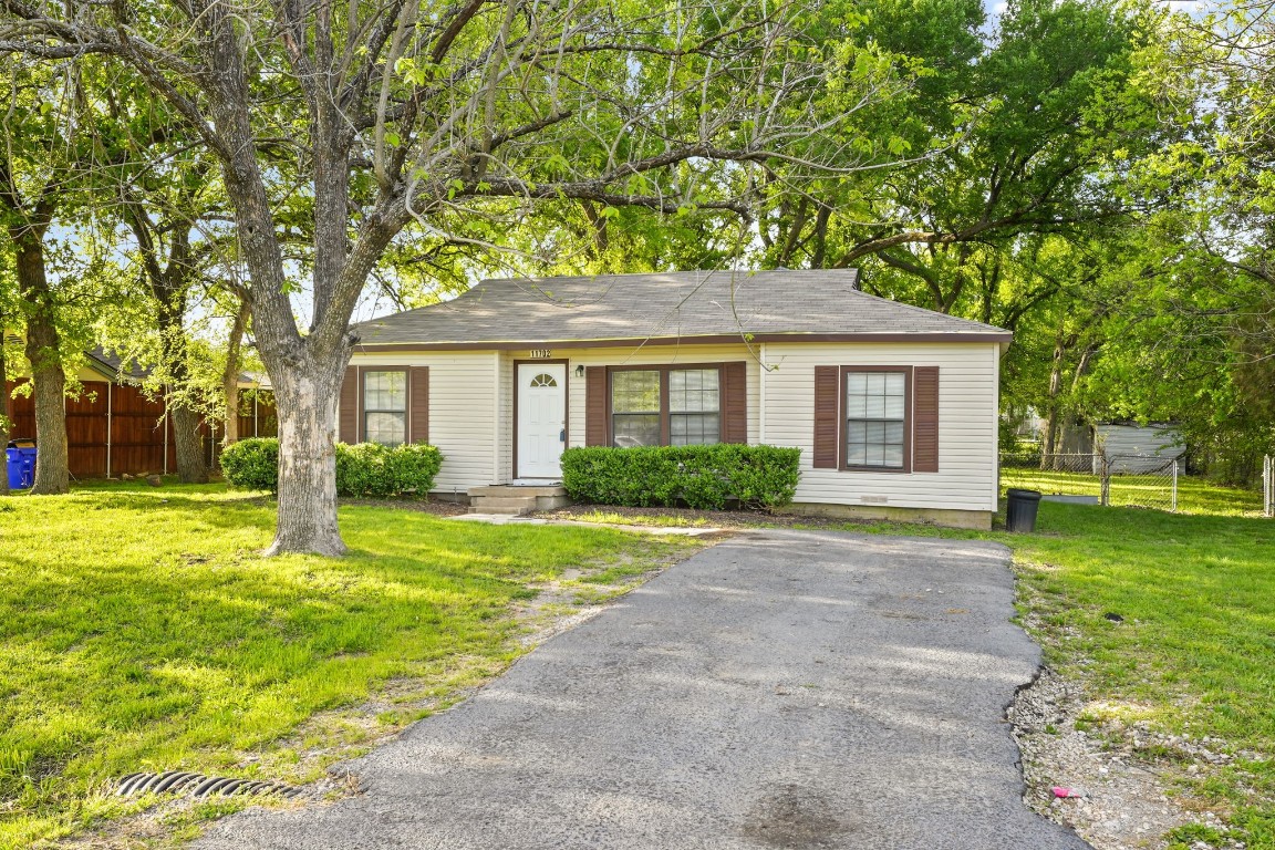 11702 Crumpton Drive Balch Springs TX 75180